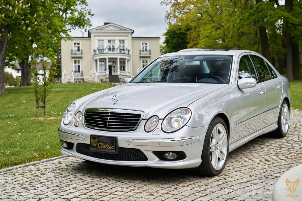 Mercedes-Benz Klasa E 55 AMG