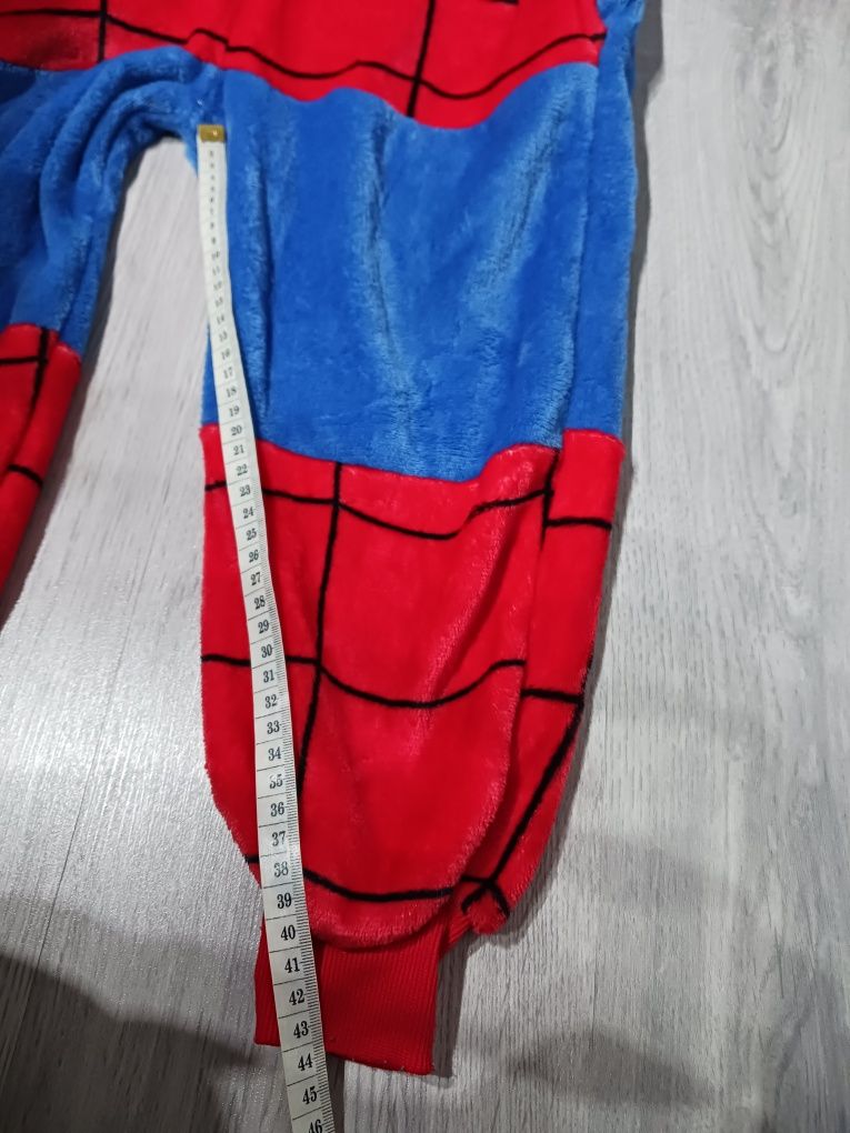 Strój karnawałowy przebranie Spider-Man rozm. 116/122