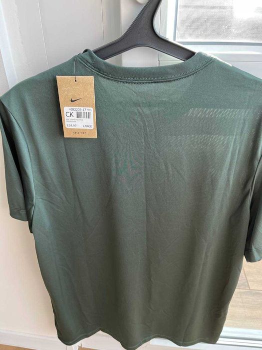 Футболка Nike, нова, оригінал, розмір L
