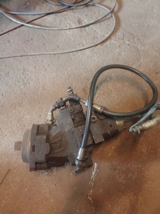 Silnik hydrauliczny do koparki jcb