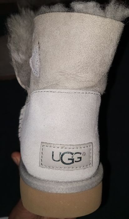 Фирменные угги ботинки UGG. Оригинал.