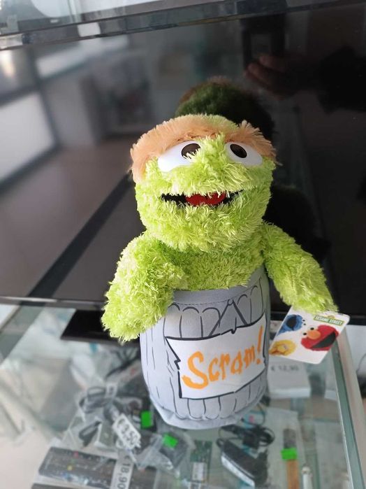 Peluche Rua Sésamo Ferrão 30cm