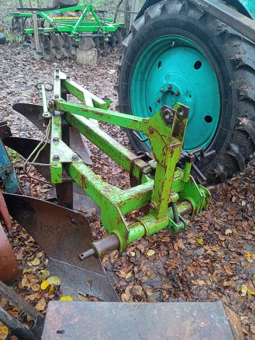 Плуг 3.30 віракс б.у