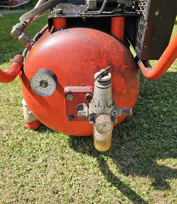 Agregat, Kompresor POLMO AHS23 R80. olejowy 380V