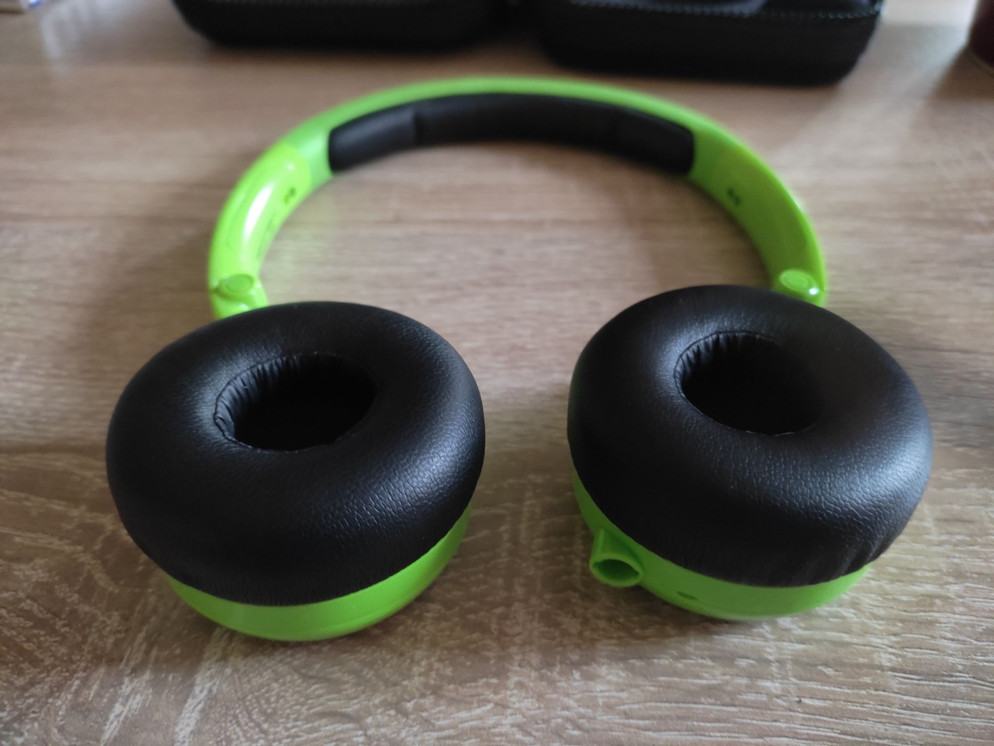 Słuchawki Akg q460. Nowe pady.