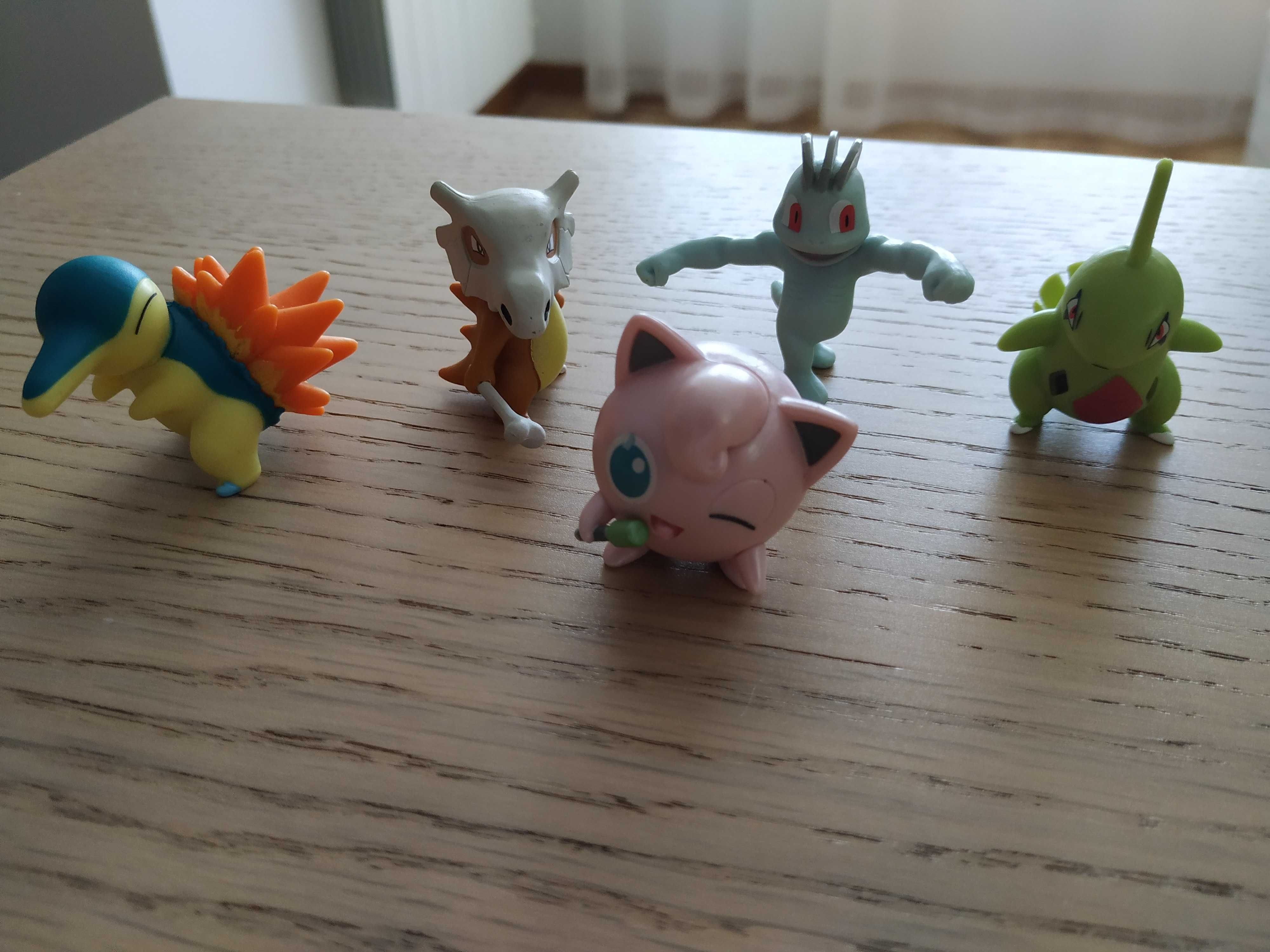 Bonecos/Figuras POKÉMON 4-6CM