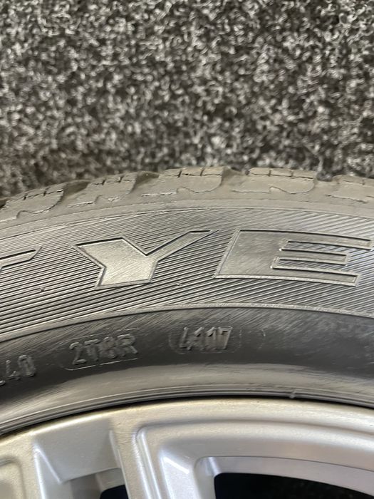 Продам Б/У шини Good Year 225/50R17 Eagle Ultra Grip GW-3 Run-Flat
