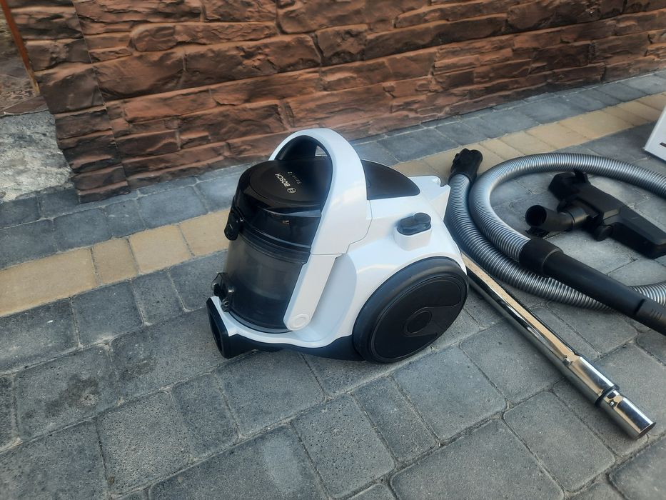 Bosch series 2 Bayless пилисос.