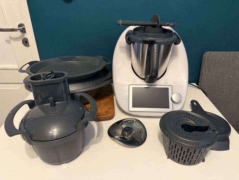 Thermomix 6 tm6 z dodatkami na gwarancji po serwisie