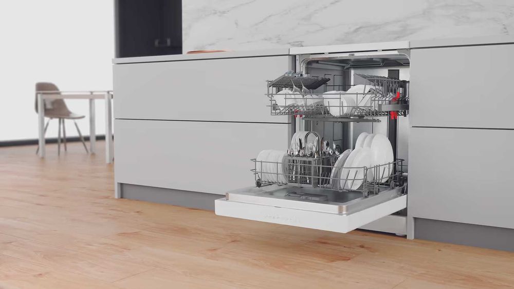 Посудомийна машина окремостояча Whirlpool W2FHD624