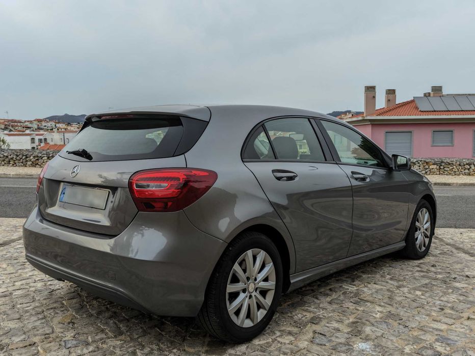 Mercedes-Benz A 160 d AUTO