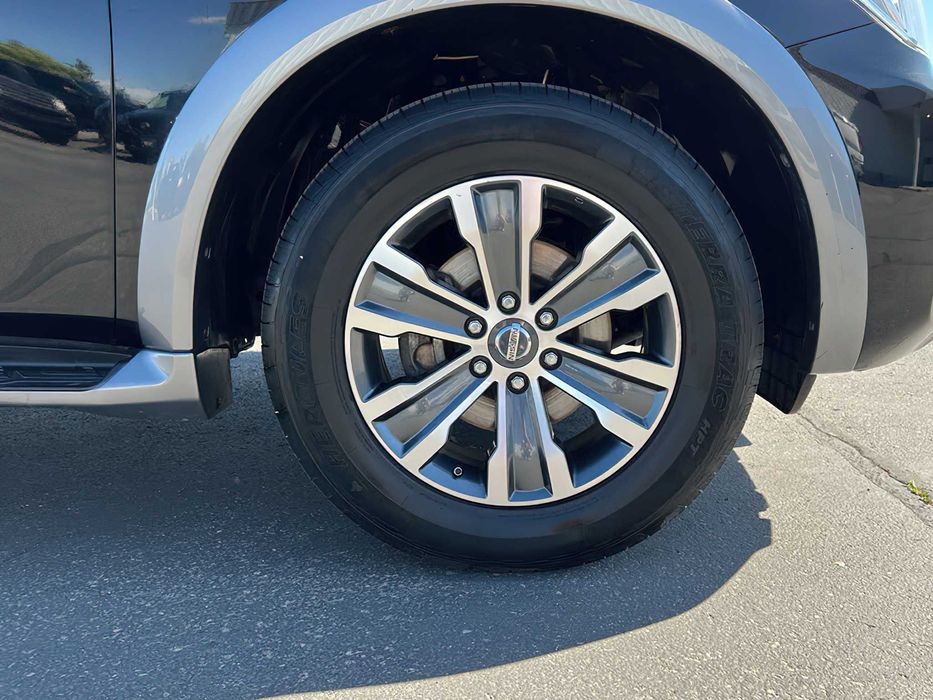 Nissan Armada      2018