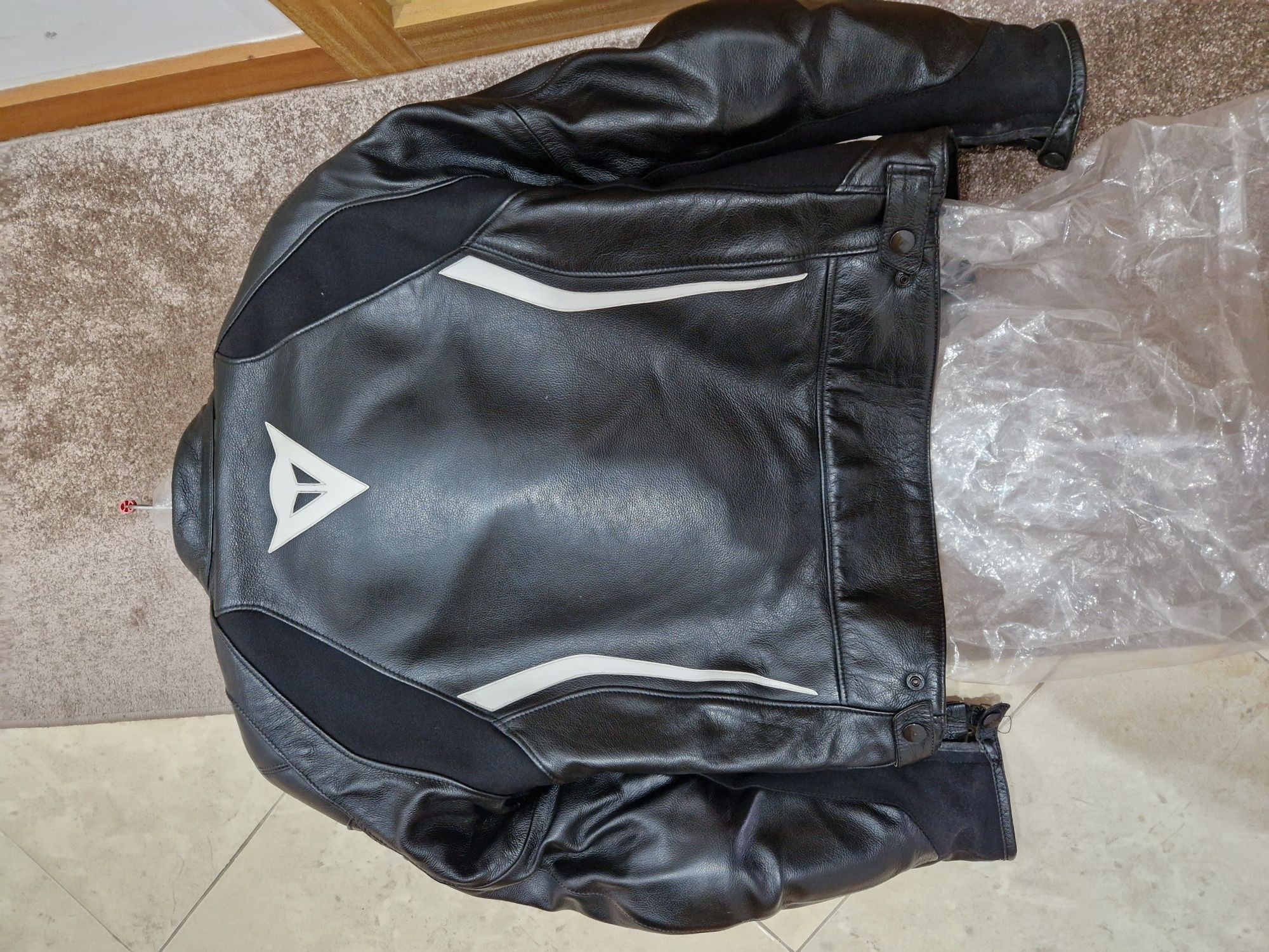 Casaco pele Dainese Assen 52