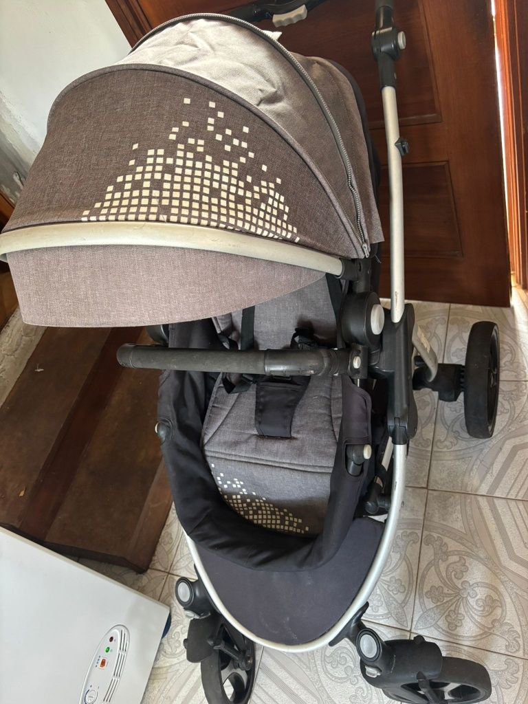 Carro de bebê + ovo + alcofa