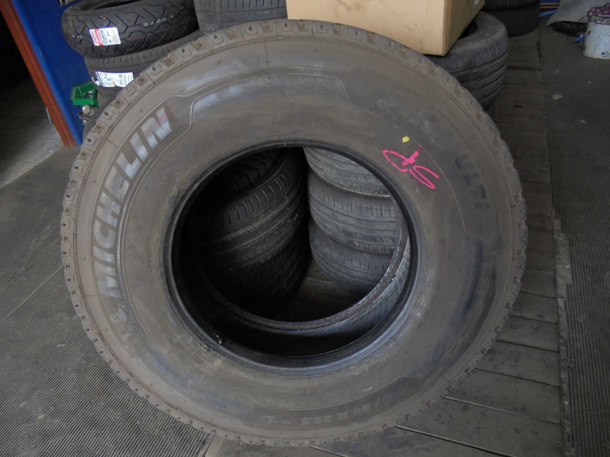 Opona 315/80R22.5 Michelin X Multi  WAY 3D (1000 netto)