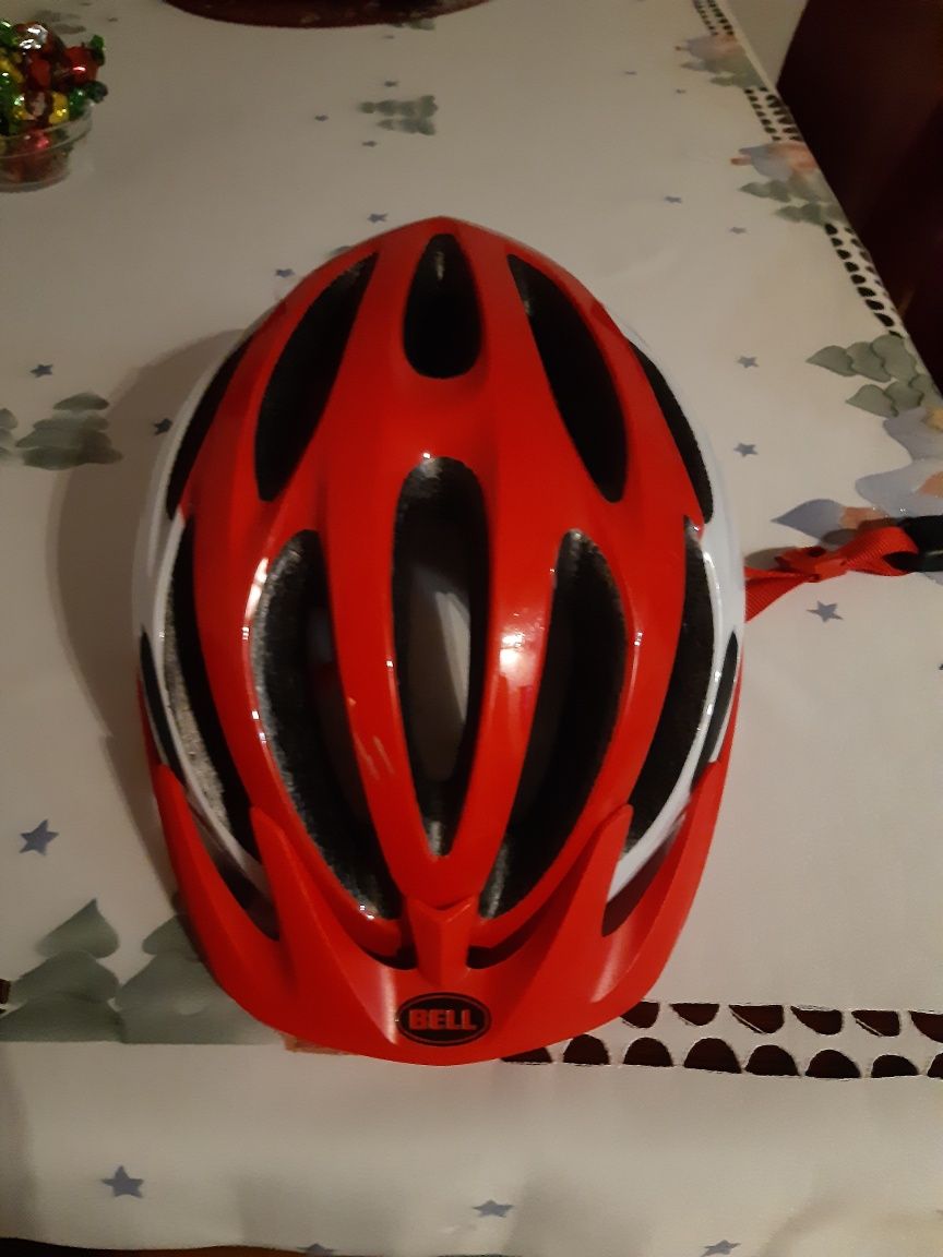 Kask rowerowy 50-57 z regulacją.