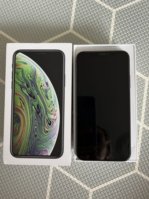 Sprzedam telefon iPhone XS czarny 256GB