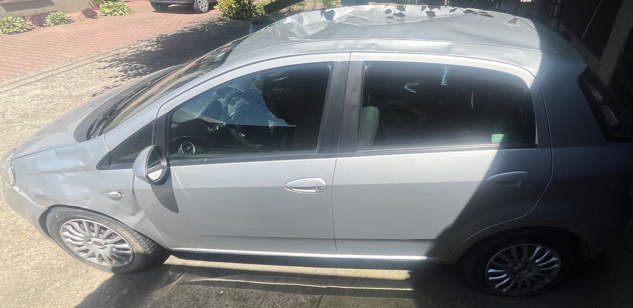 Fiat Punto uszkodzony