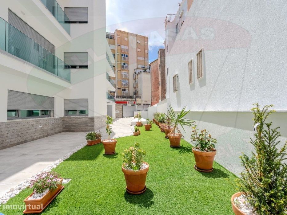 Apartamento T3, no coração da Amadora