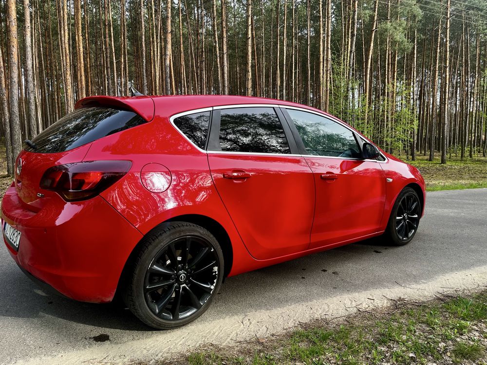 Opel Astra J Cosmo