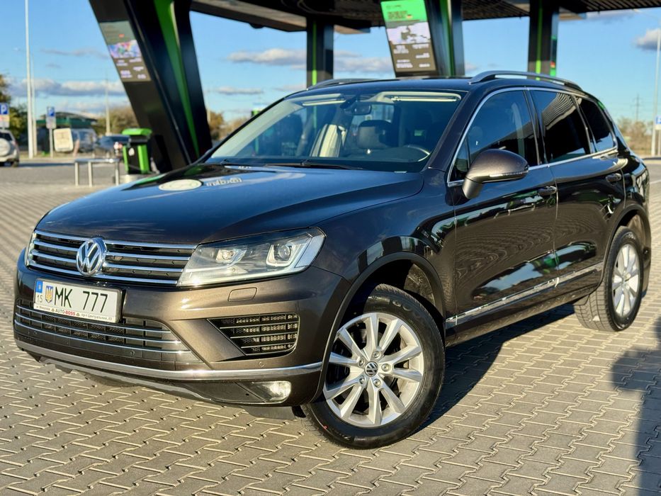 Продам Volkswagen Touareg 2017 год 3.0 дизель