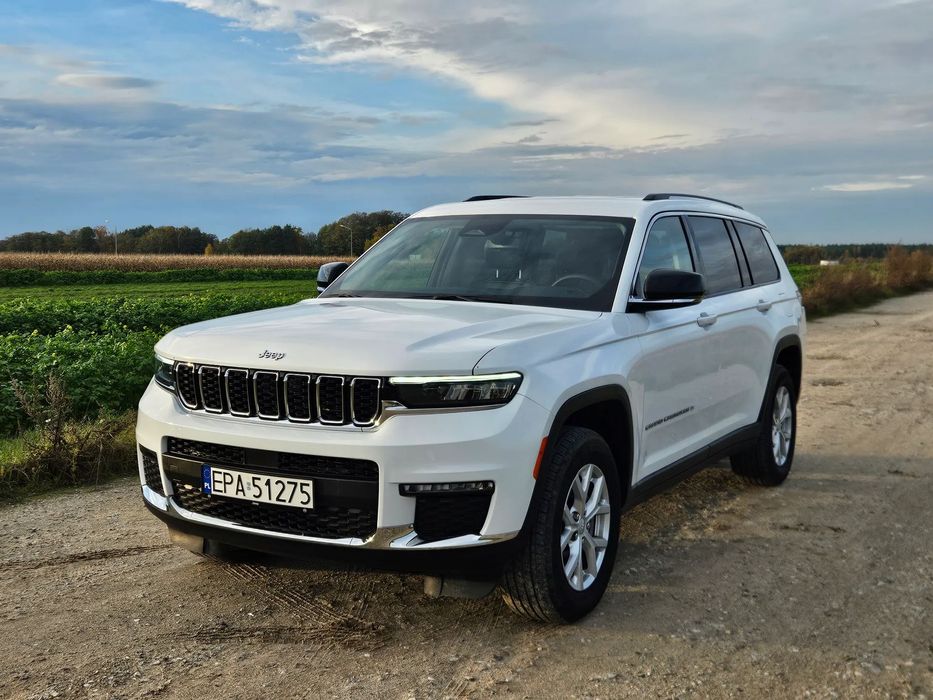 Jeep Grand Cherokee jak nowy, 17 tys. km, gaz, hak, 100% oryginał, po nieistotnej szkodzie