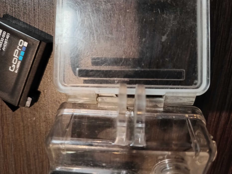 GoPro HERO 4 silver zestaw pęknięcie obudowy - sprawna!, pęknięcie