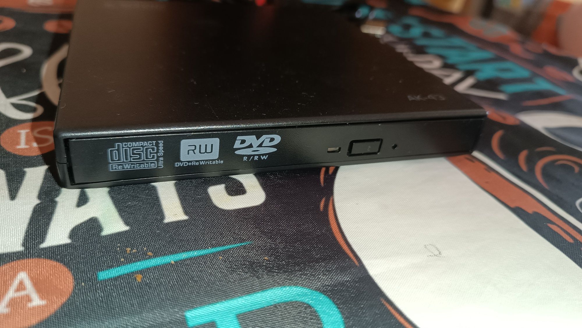 CD-ROM Savio + okablowanie