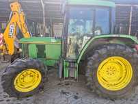 Ciagnik John Deere 6100