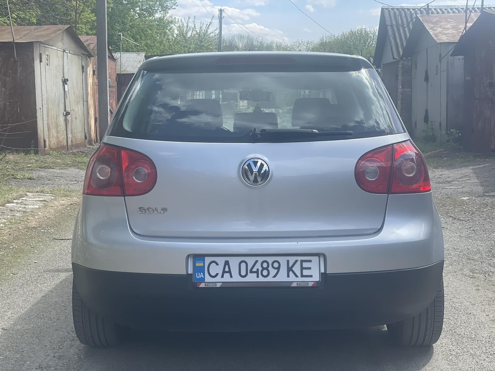 Volkswagen Golf V свіжопригнаний з Німеччини