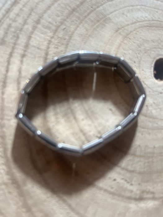 Pulseira com conta