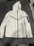 Cream nike tech fleece
