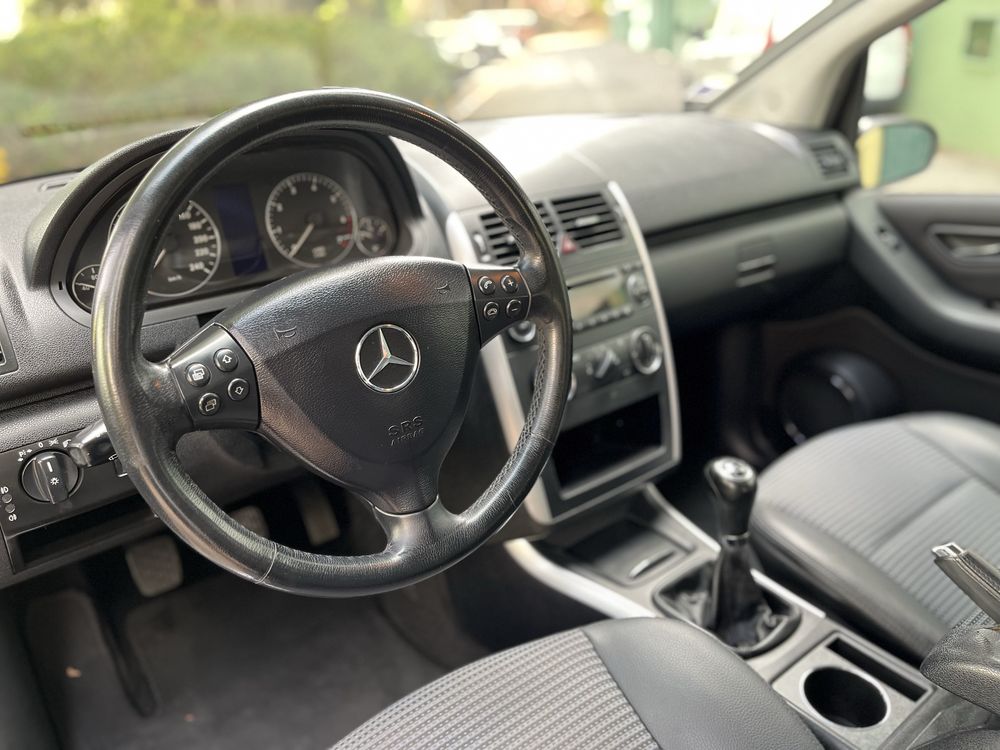 Mercedes A150 | IMPECÁVEL c/ histórico de manutenção completo |