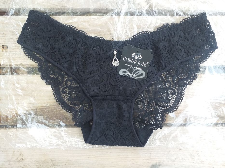 Кружевные трусики
