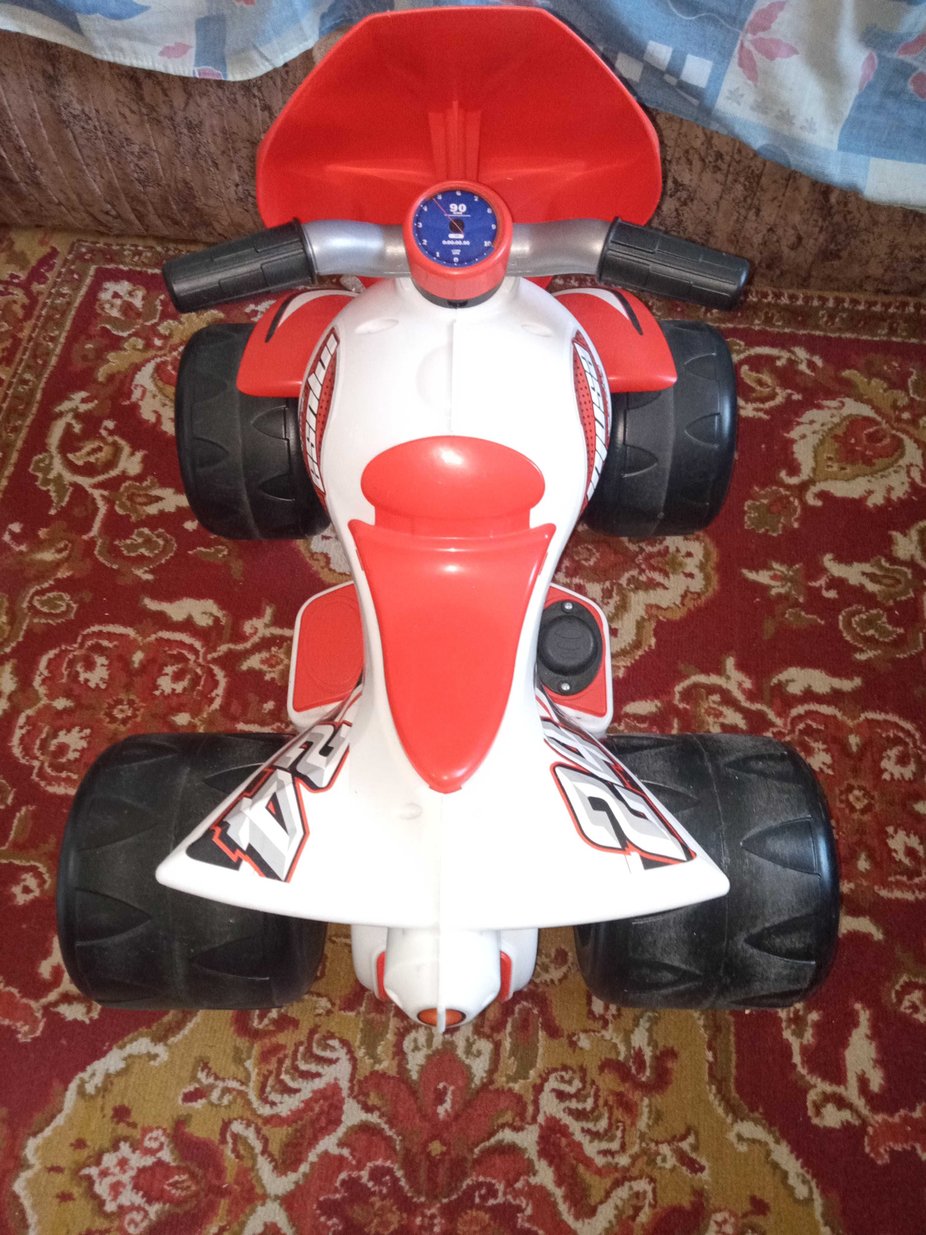 Електромобіль-квадроцикл Injusa Wrestler 6 V