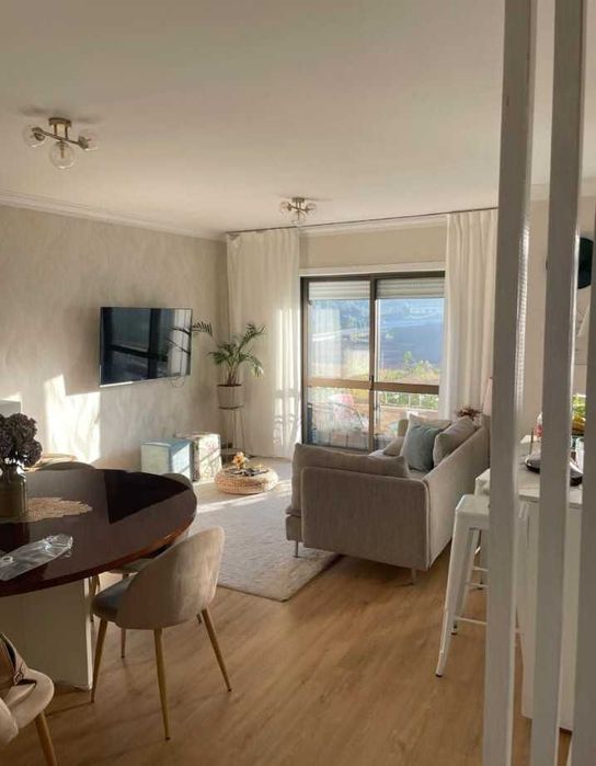 Arrendo T2 mobilado (parcialmente se quiser) na Maia