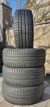 Продам комплект літніх шин 215/45 R17 Pirelli