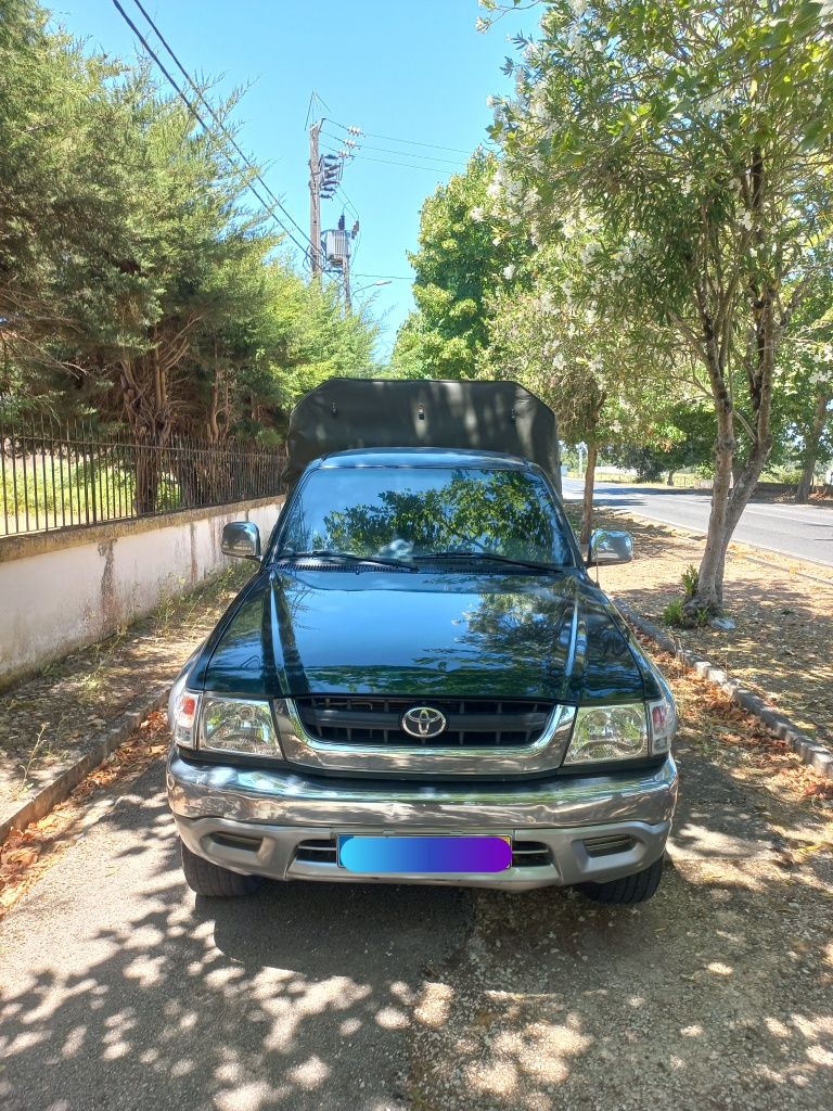 Toyota Hilux 2.5 D4D SR5 4x4 (King cab)
