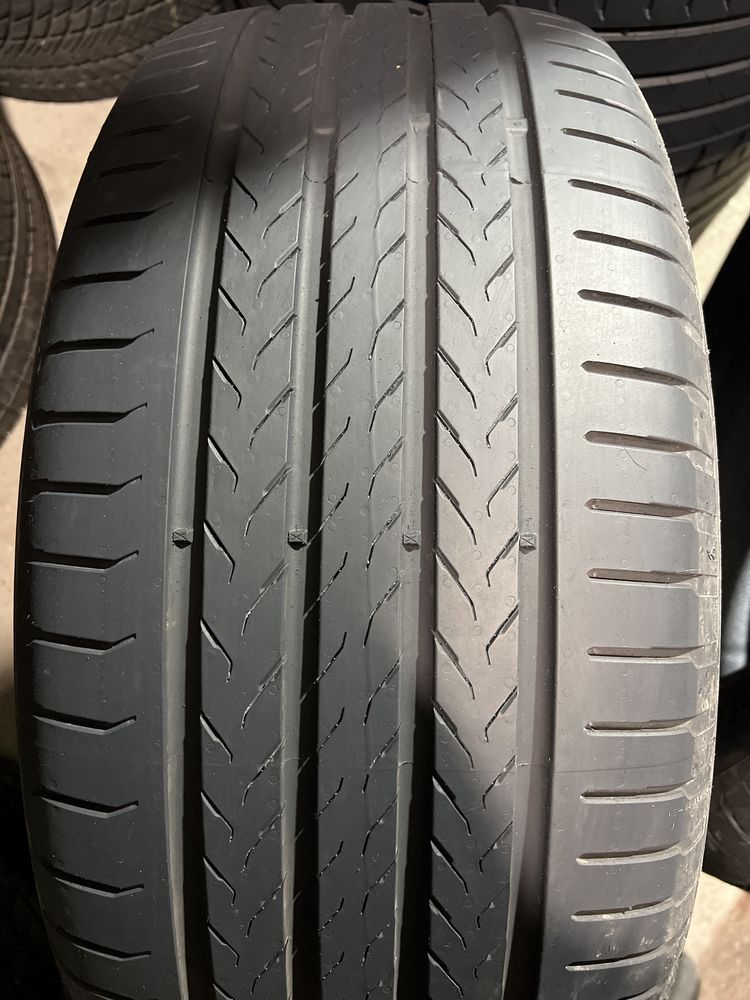 Шины б.у 235 55 255 50 R19 Continental EcoContact 6Q MO 107W 4 шт