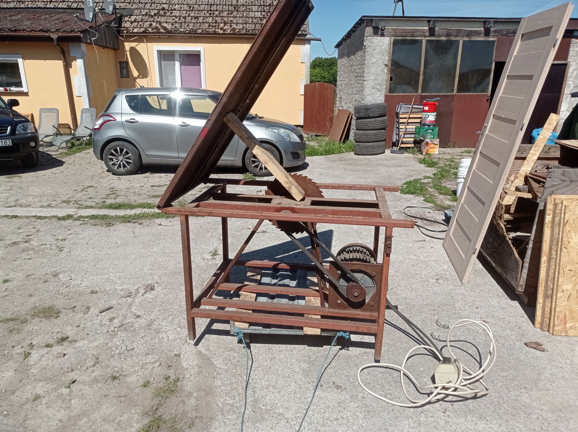 Krajzega Trajzega 5,6 KW masywna bdb podnoszony stół