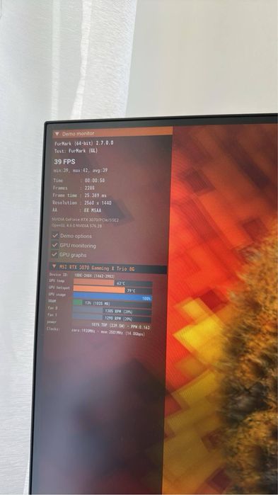 Komputer rtx 3070 MSI, ryzen r7