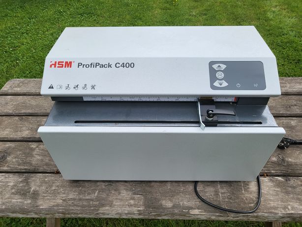 HSM
ProfiPack C400 do produkcji wypełniacza, nacinarka kartonu