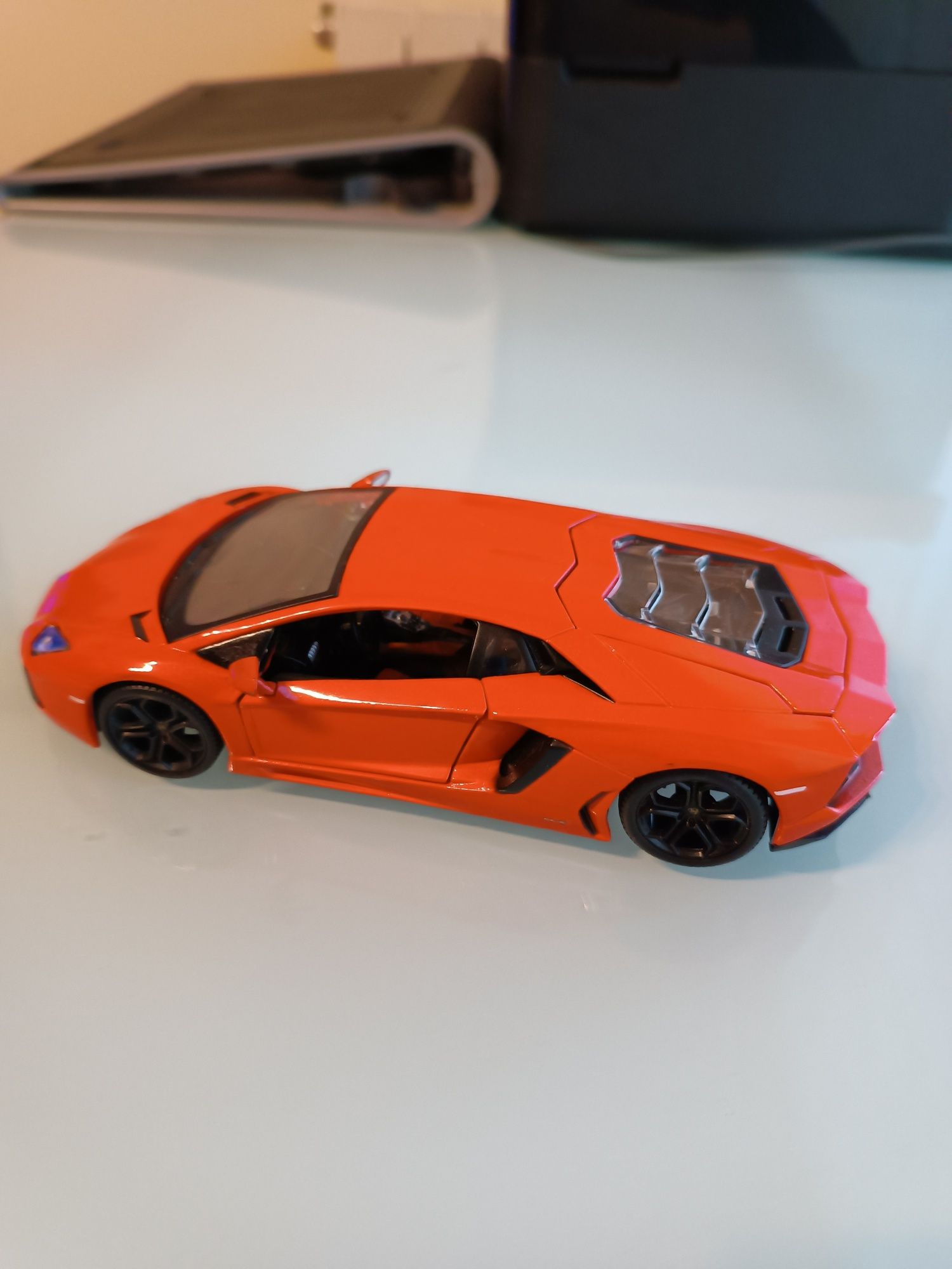 Vendo Carros da Burago