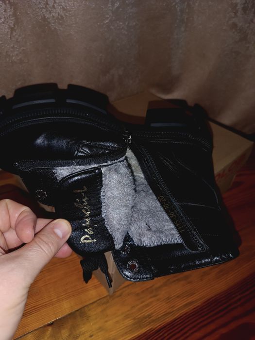 Зимове взуття жіноче