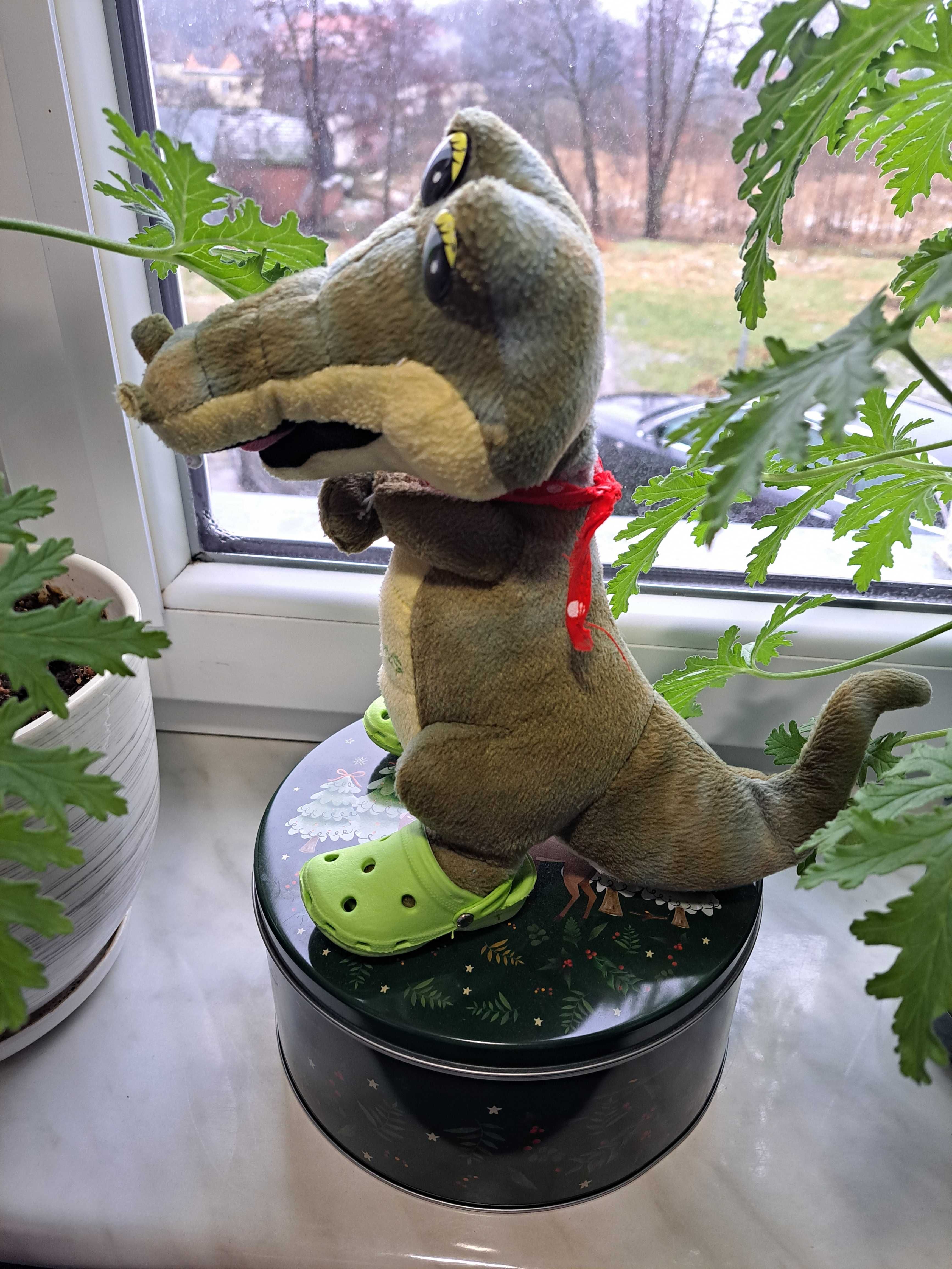 Pluszowy krokodyl w crocsach. Flos Toys.