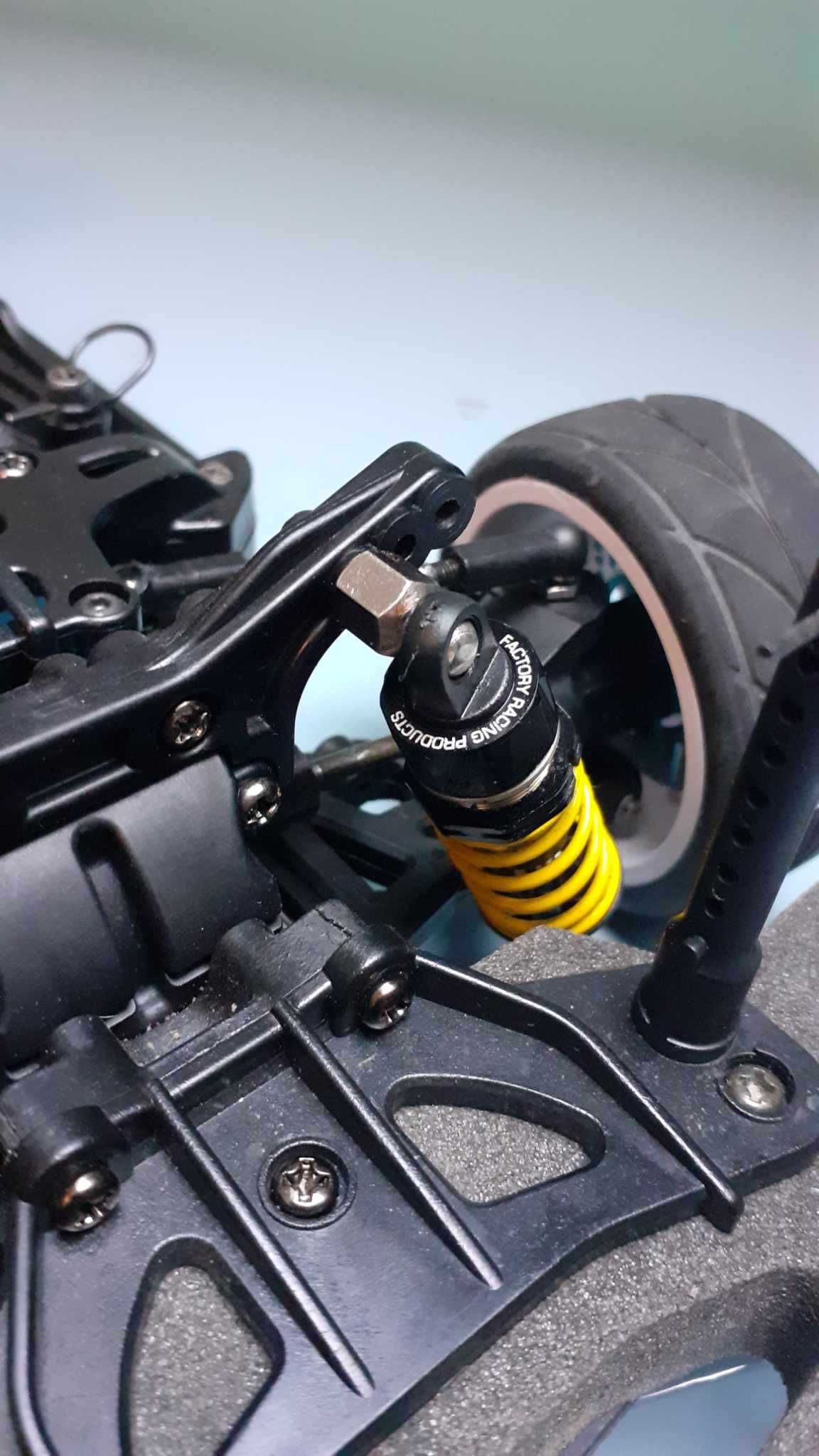 Tamiya TB02 model RC