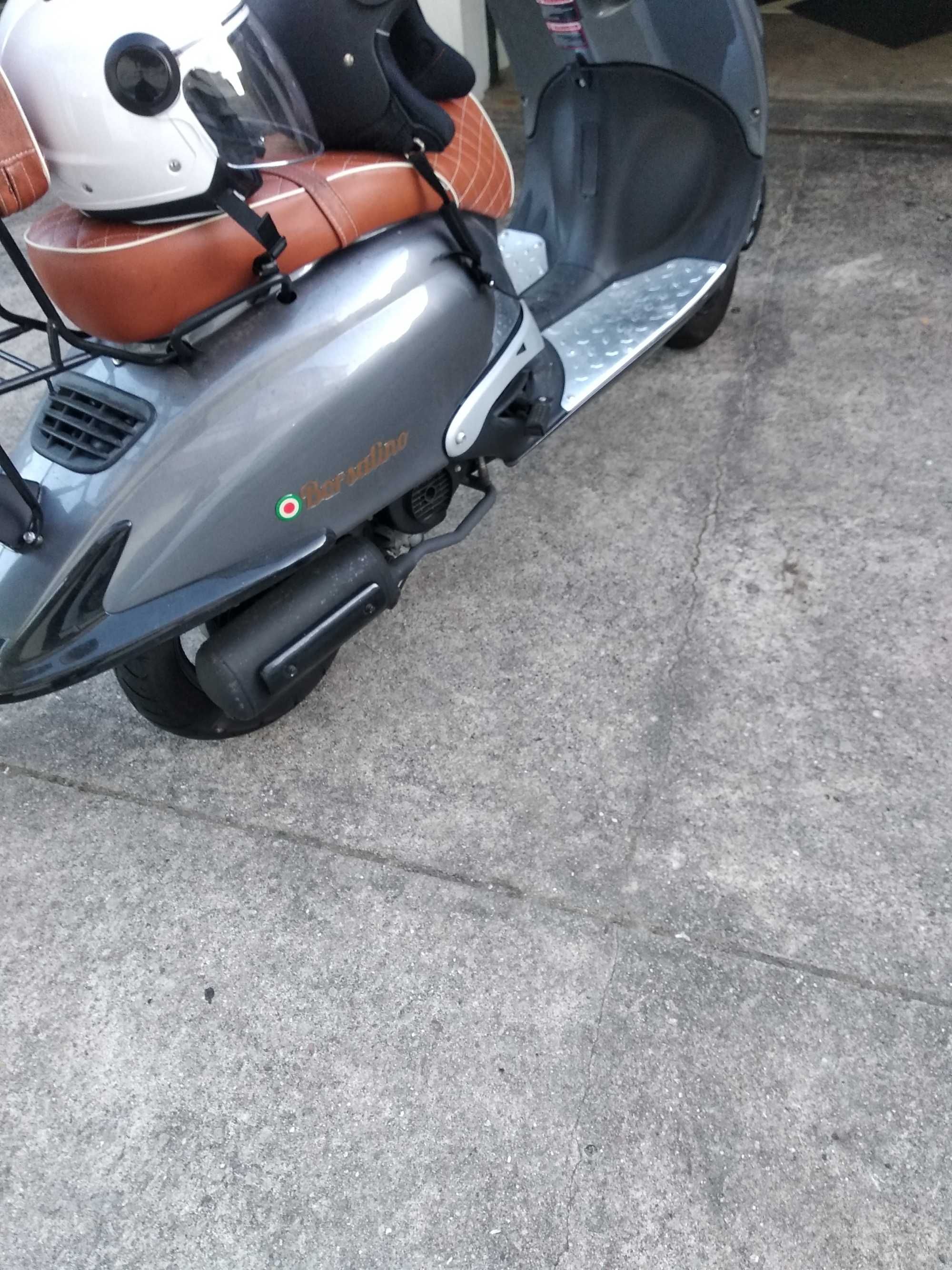 Scooter Neco      1500€