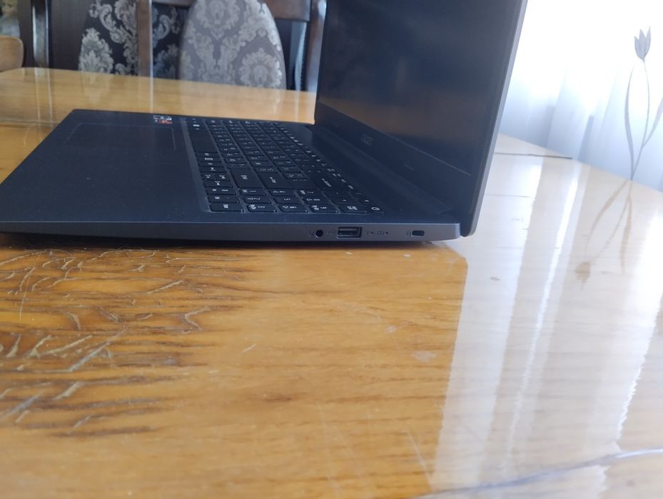 Ноутбук Acer Aspire 3