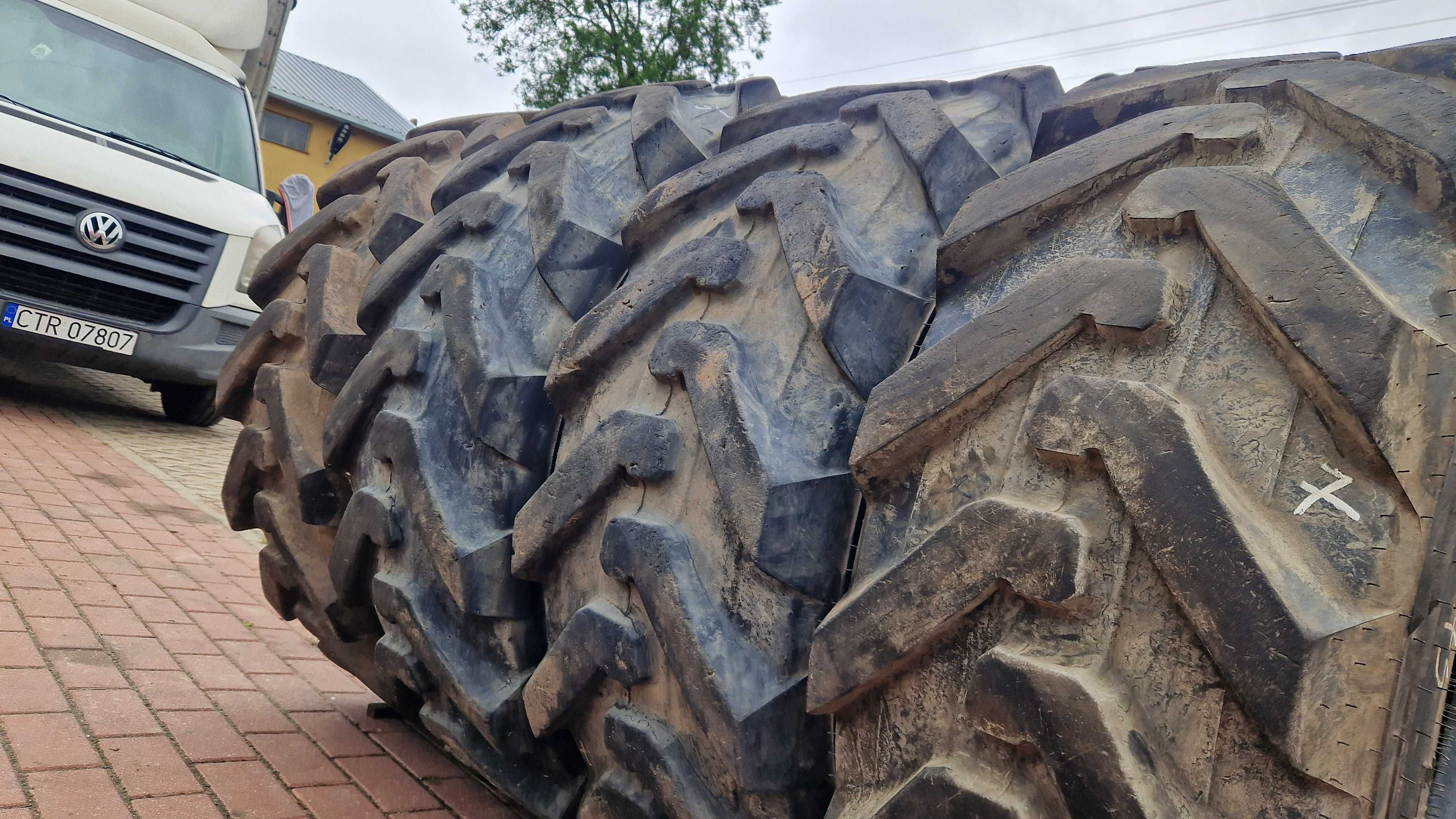 400/80-24, 15.5/80-24, 460/70r24 Alliance 70% bieżnik bez napraw