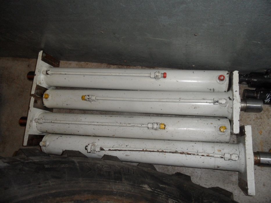 Siłownik hydrauliczny do łuparki prasy śmieciarki koparki itp